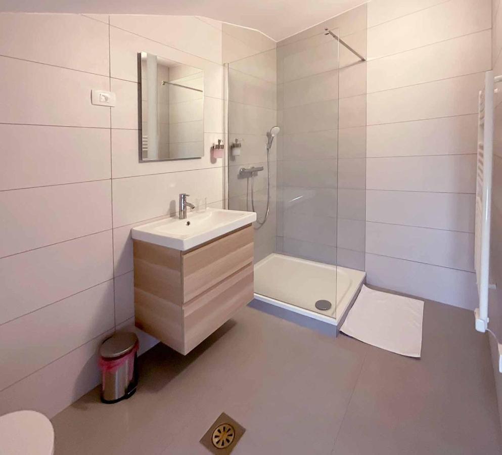 Soca Guesthouse Kanal Ngoại thất bức ảnh