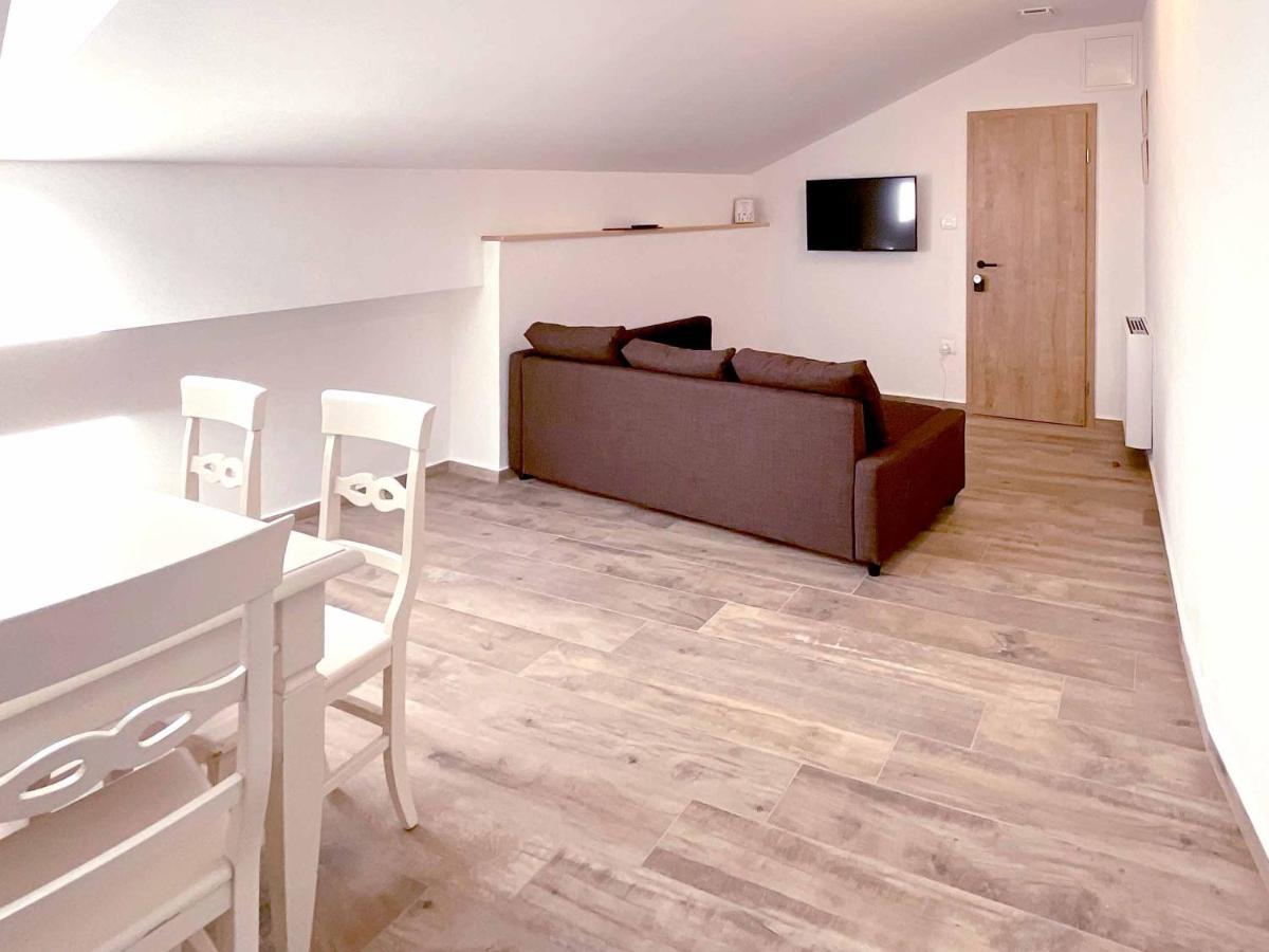 Soca Guesthouse Kanal Ngoại thất bức ảnh
